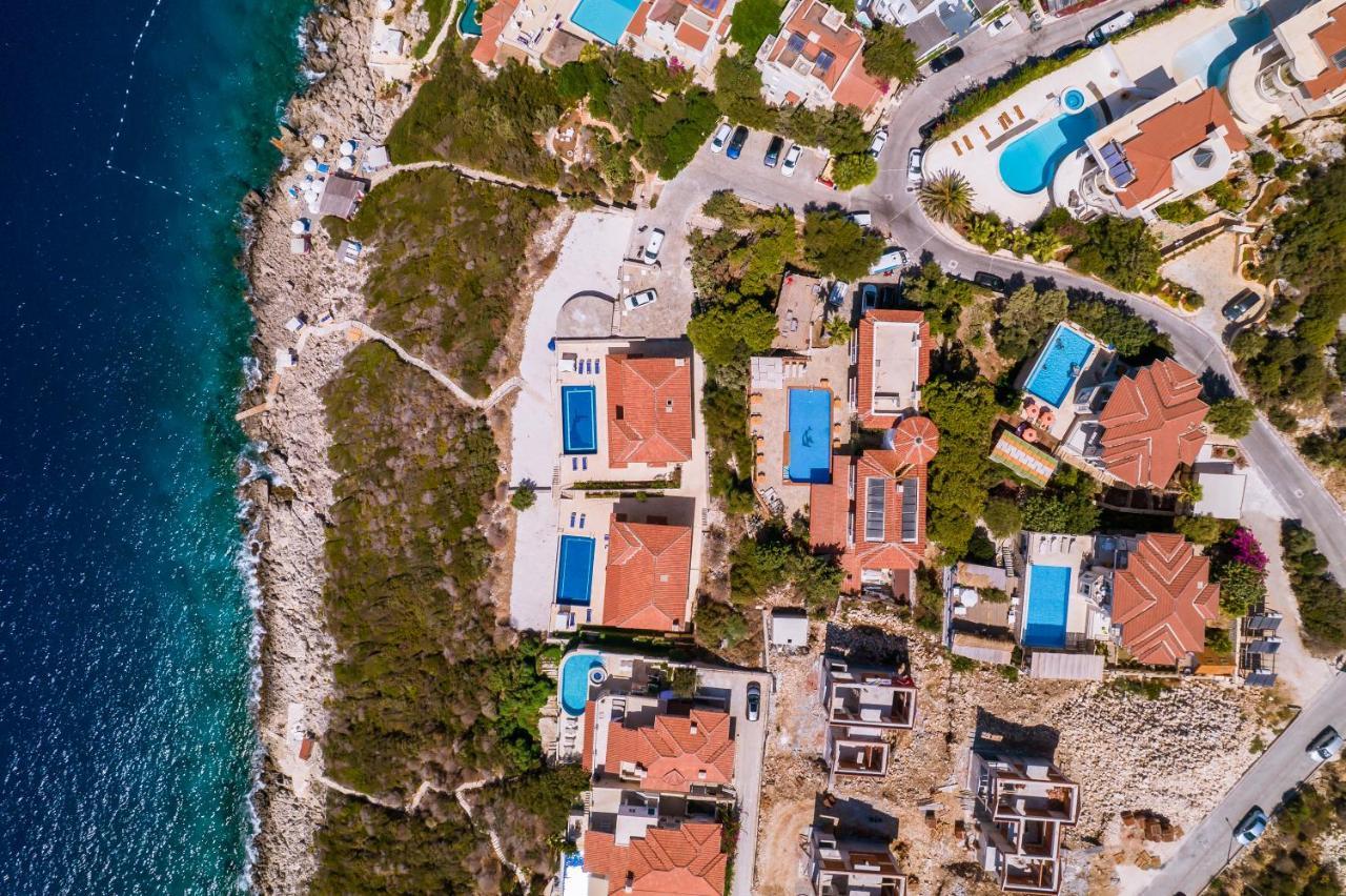 La Kumsal Denize Sifir Ve Ozel Havuzlu Dubleks Suit Kaş Esterno foto