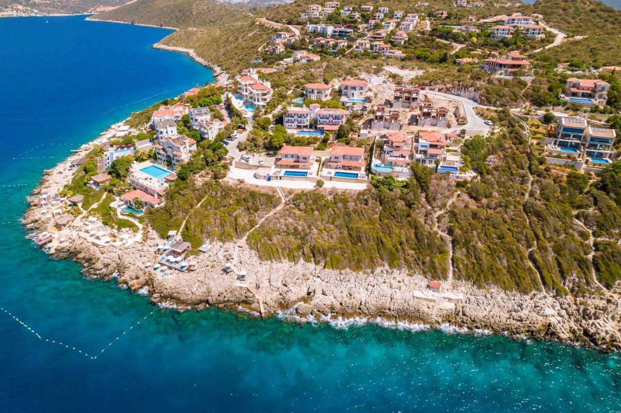 La Kumsal Denize Sifir Ve Ozel Havuzlu Dubleks Suit Kaş Esterno foto